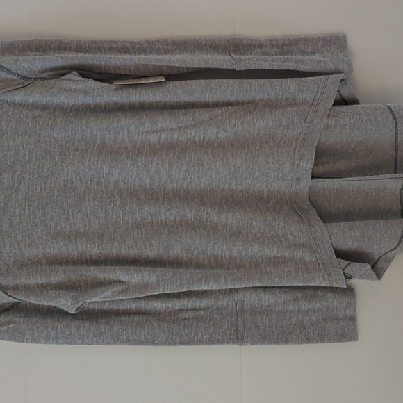 Free People split back turtleneck thermal Boho light grey tunic top - Picture 4 of 9